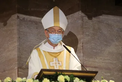 Leave your comfort zone, Manila bishop tells priests