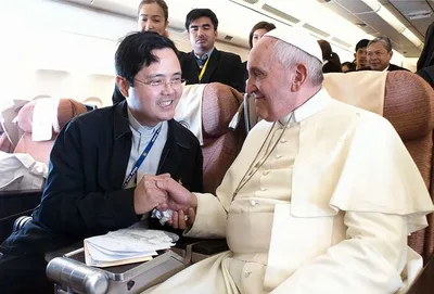Rome-based priest urges faithful to avoid false reports on Pope Francis