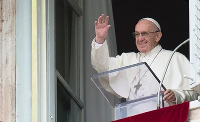 Pope on All Saints’ Day: With the Lord’s help, let’s aspire to holiness