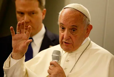 Pope expresses satisfaction with meetings on Rohingya crisis