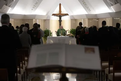 To ignore trafficking is to be complicit in the crime, pope says