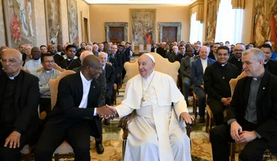 Pope Francis to priests: May the chapel be the most visited room in your houses