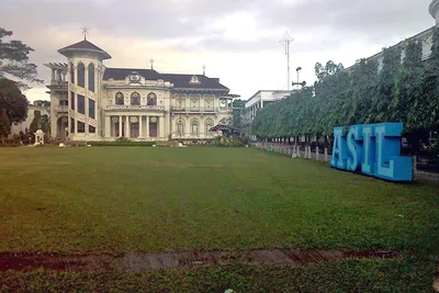 Angelicum School Iloilo stays open, says board of trustees