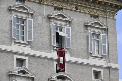 Report: Envelope with three bullets addressed to Pope Francis intercepted