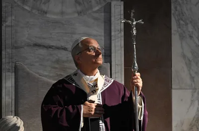 Pope Leo: Lenten ashes carry ‘the weight of a world that is ablaze’