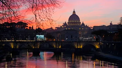 Founder, editorial staff of Vatican women’s magazine resign