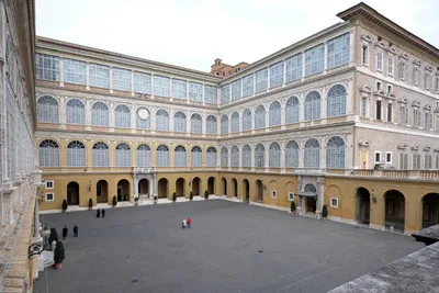 Pope Francis to resume general audiences with the public