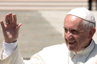 Never lose your enthusiasm, Pope tells Bangladeshi youth