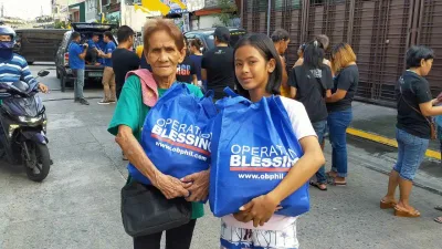Rising From The Ashes – Operation Blessing Gives Hope To Fire Victims In Sta. Ana, Manila