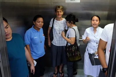 PH orders Sr. Fox to leave the country