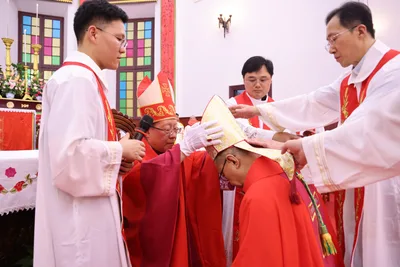 New Wuhan bishop consecrated under terms of Vatican-China deal
