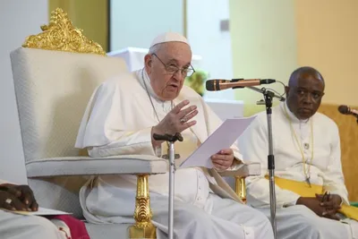 Resignations of popes should not be the norm, says Pope Francis