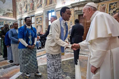 Witness, discipleship are key to missionary work, pope says