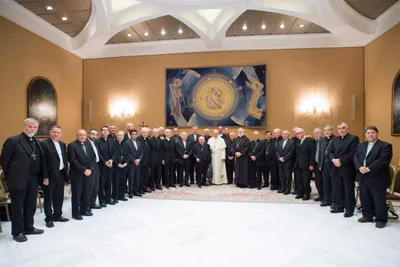 Pope calls on Chilean bishops to restore justice, care for abused