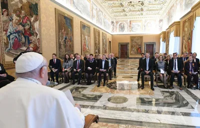 Pope Francis: Catholic news media can’t be ‘neutral’ in the message they convey