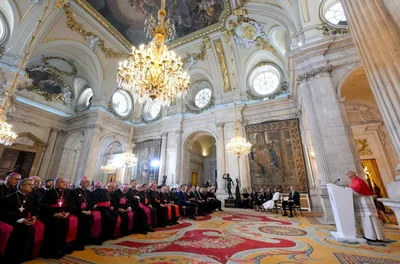 Pope Leo XIV tells leaders in Spain that he comes to promote a national ‘reconciliation’