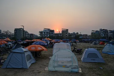 Myanmar quake death toll nears 3,000 as rescuers race against time