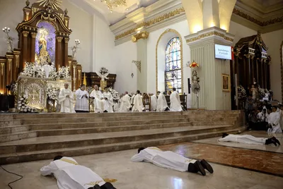 Malolos welcomes 3 new priests