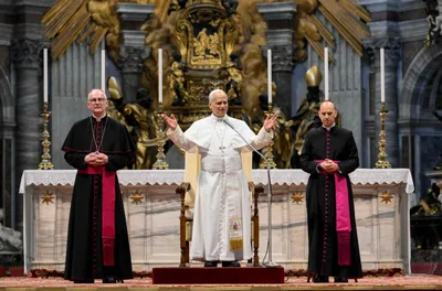 Pope Leo XIV warns prayer is disappearing from Christian families
