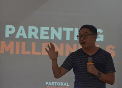 Technological challenges of parenting tackled in talk