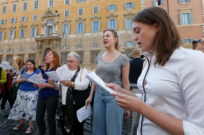 Superiors general see no reason why women shouldn’t have vote at synod