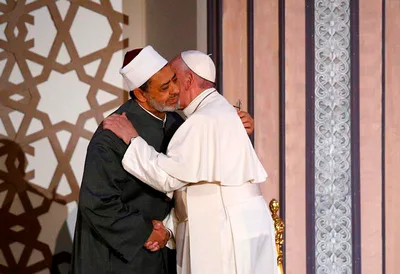 Year in review: In Rome and abroad, pope urges unity, care for poor