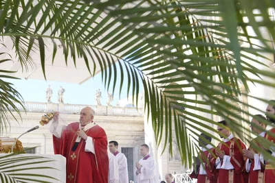 Pope Francis calls for an ‘Easter truce’ in Ukraine on Palm Sunday 2022