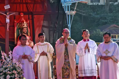 Bishop tells religions to build peace