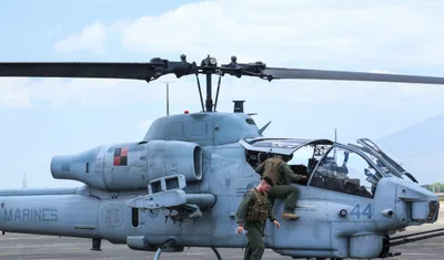 US vows to defend the Philippines in South China Sea