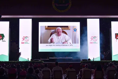 Pope Francis cites need for consistency among church leaders