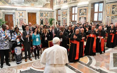 Lay ministry must be done in service to others and not become ‘self-referential,’ Pope Francis says