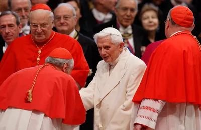 Retired pope publishes reflection on abuse crisis