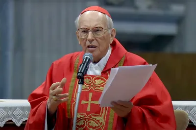 FULL TEXT: Cardinal Re’s homily at conclave’s opening Mass