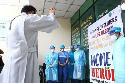 Allow Filipino health workers to work abroad, bishop asks gov’t
