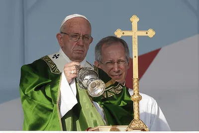 Pope mourns victims of Jolo church blasts