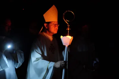 Cardinal Tagle: Roll away ‘stones of injustice’
