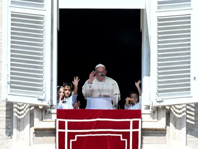 Pope Francis: ‘God is always close to us’