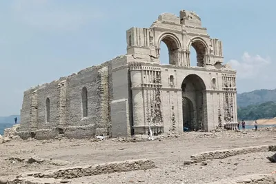 400-year-old church emerges from the waters in Mexico
