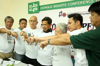 Anti-death penalty pilgrims set off on cross-country walk to Manila