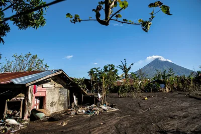 Don’t lose hope, Albay bishop tells typhoon victims