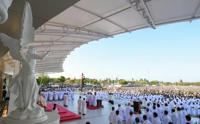 Pope Francis’ Mass in East Timor draws 600,000 Catholics
