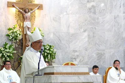 Bishop to public: Focus on pressing issues, not showbiz ‘chismis’