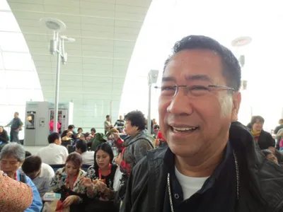 Prelate praises mothers, stresses sacredness of life