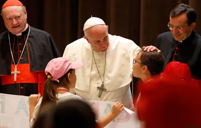 Pope shares childhood memories with Italian children