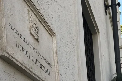 Pope Francis changes law to allow Vatican City court to judge cardinals, bishops