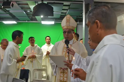 Borongan diocese reopens radio station after 13-year closure