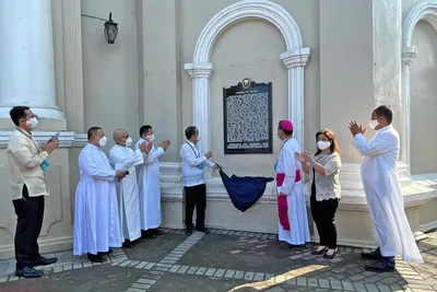 Historical markers honor Malolos Cathedral