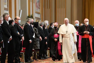 Pope Francis tells diplomats ‘right to life’ is a foundational human right