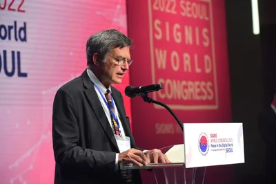 Vatican official urges Catholic communicators to foster communion in challenging times