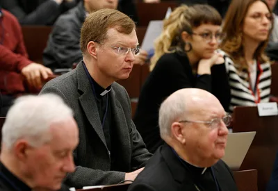 Abuse expert: Crisis is call to new vision of priesthood, accountability